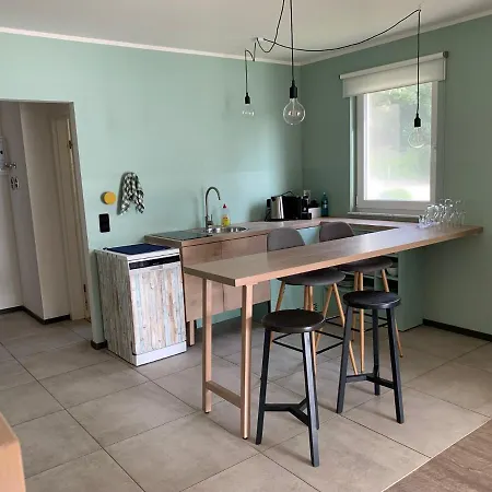 Am Mit Terrasse شقة